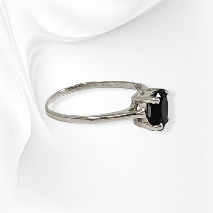 925 Sterling Silver Women's Ring with Authentic Black Onyx Gemstone
