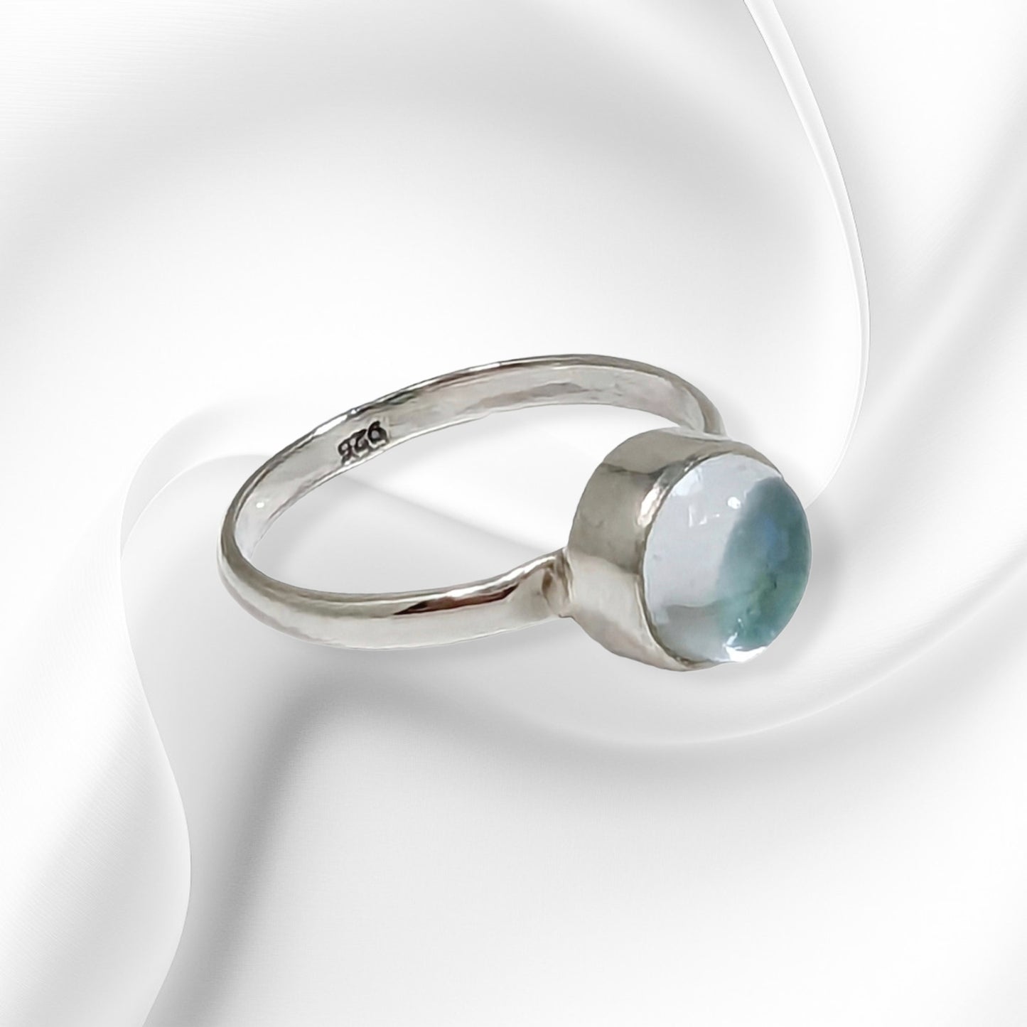 925 Sterling Silver Women's Ring with Authentic Blue Opal