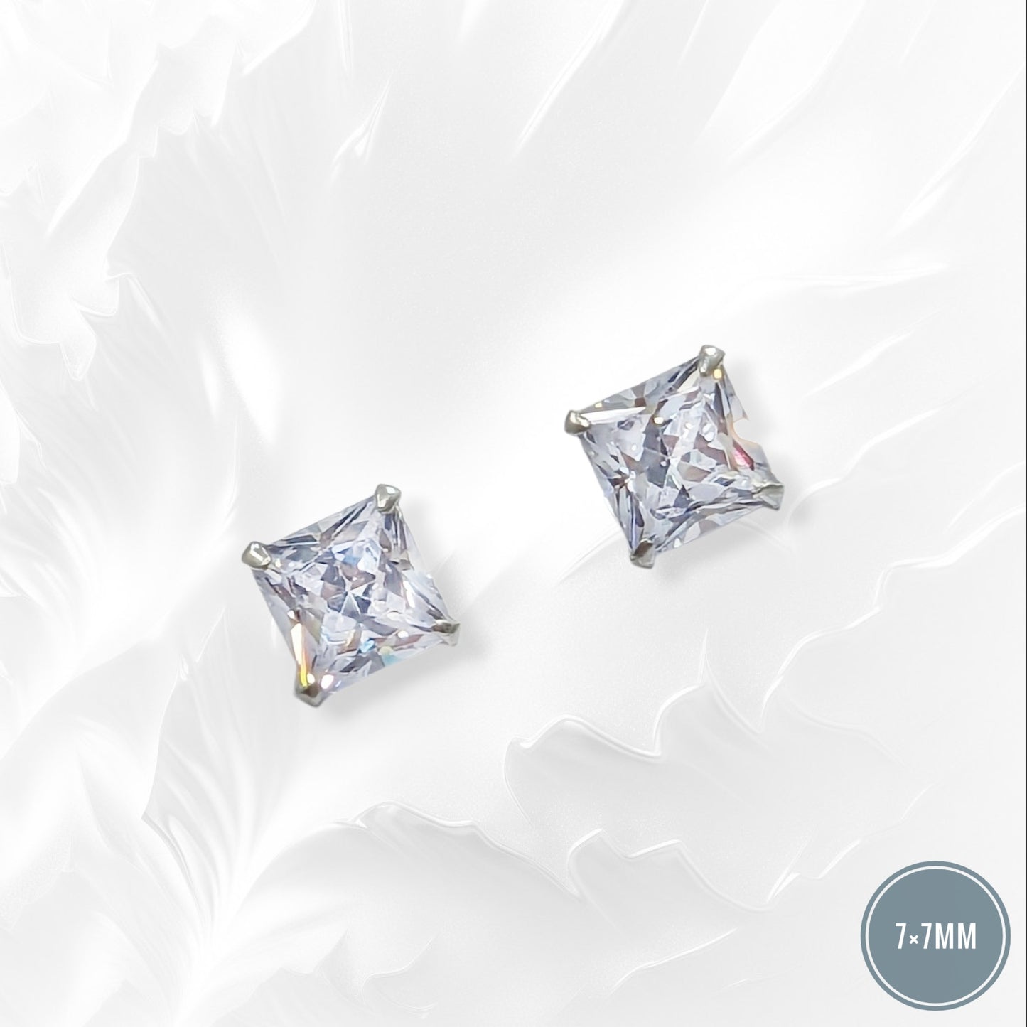 925 Sterling Silver Stud Earrings with Cubic Zirconia Crystals