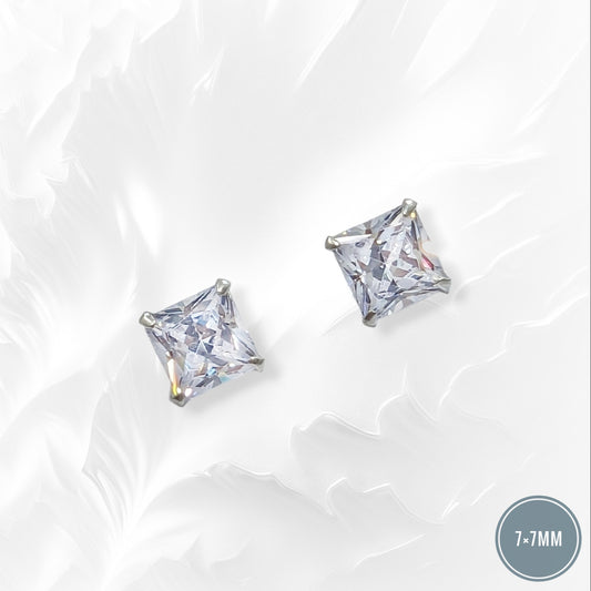 925 Sterling Silver Stud Earrings with Cubic Zirconia Crystals