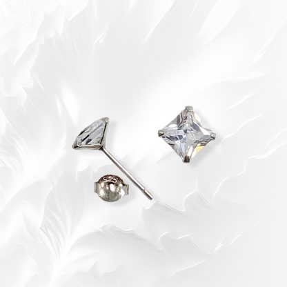 925 Sterling Silver Stud Earrings with Cubic Zirconia Crystals