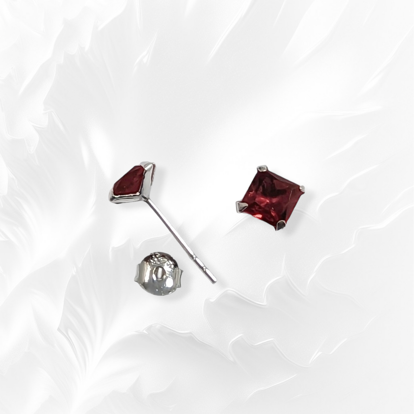 925 Sterling Silver Stud Earrings with Cubic Zirconia Crystals