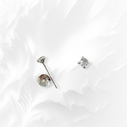925 Sterling Silver Stud Earrings with Cubic Zirconia Crystals