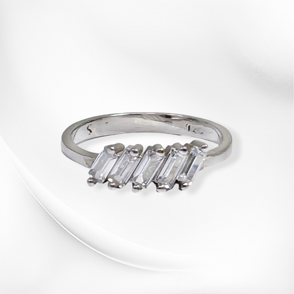 925 Sterling Silver Women's Ring with Cubic Zirconia Crystals