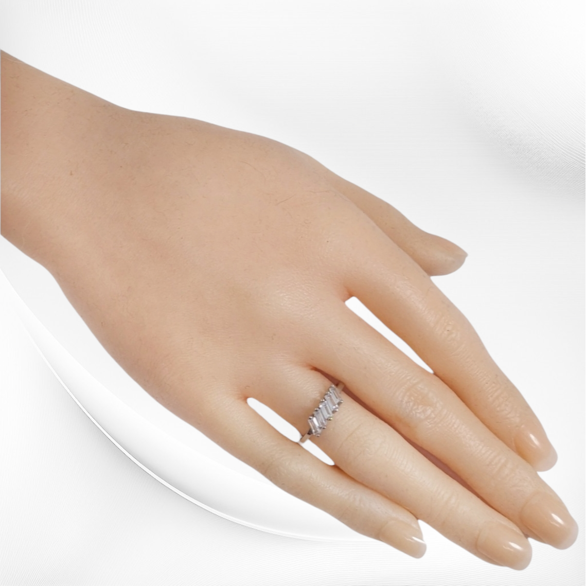 925 Sterling Silver Women's Ring with Cubic Zirconia Crystals