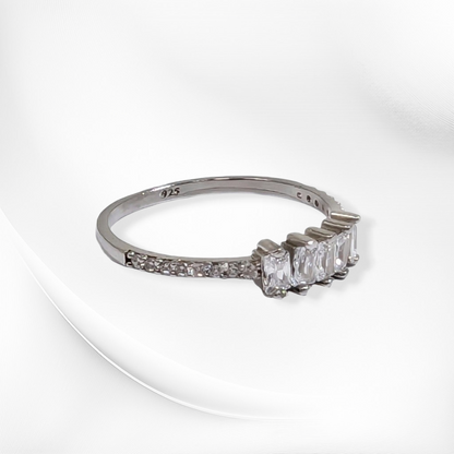 925 Sterling Silver Women's Ring with Cubic Zirconia Crystals