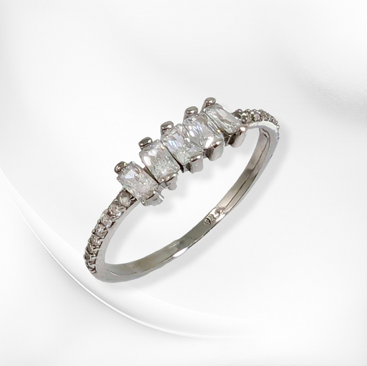 925 Sterling Silver Women's Ring with Cubic Zirconia Crystals