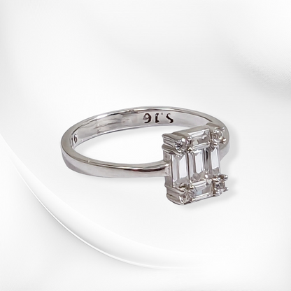 925 Sterling Silver Women's Ring with Cubic Zirconia Crystals