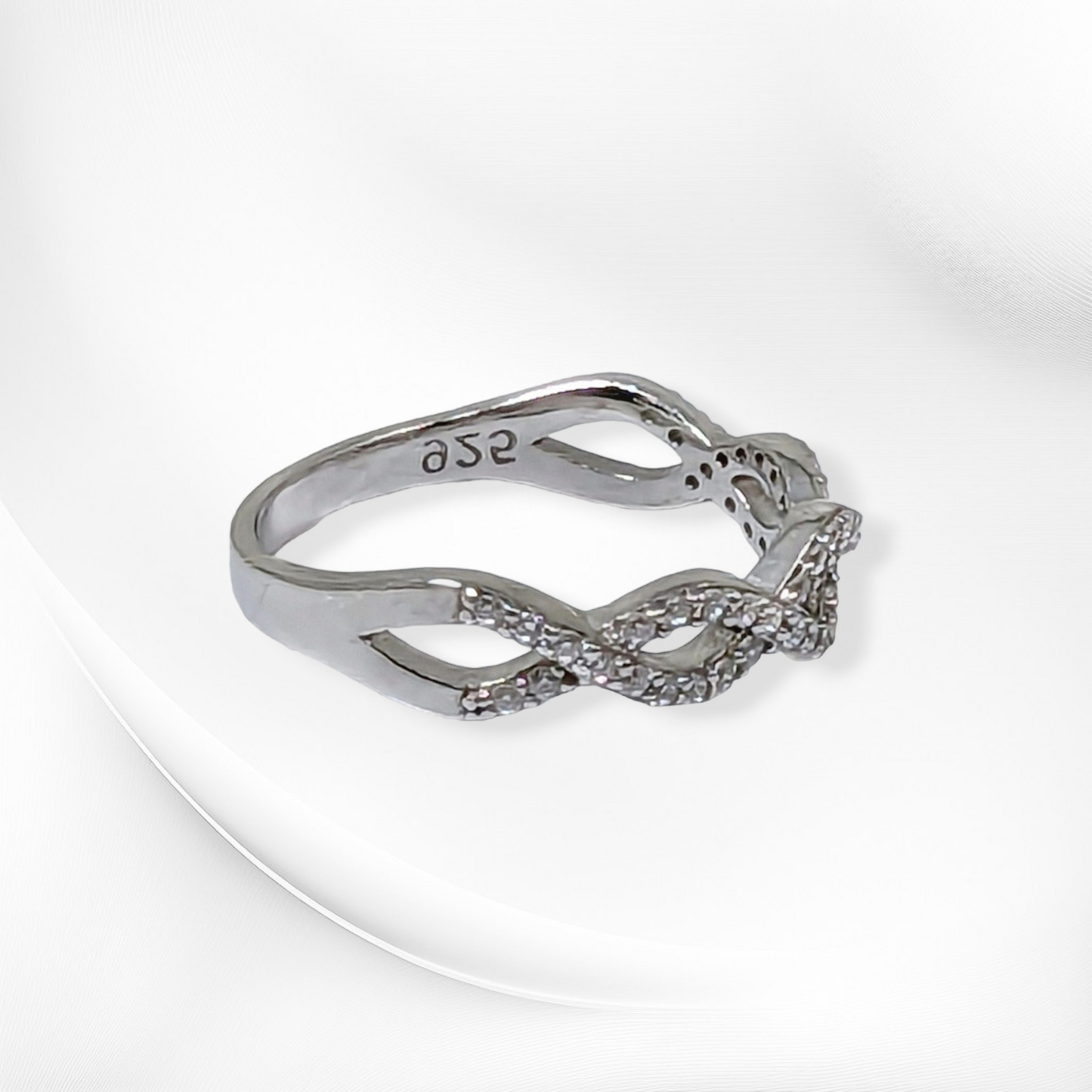 925 Sterling Silver Women's Ring with Cubic Zirconia Crystals *Infinity Silver Ring