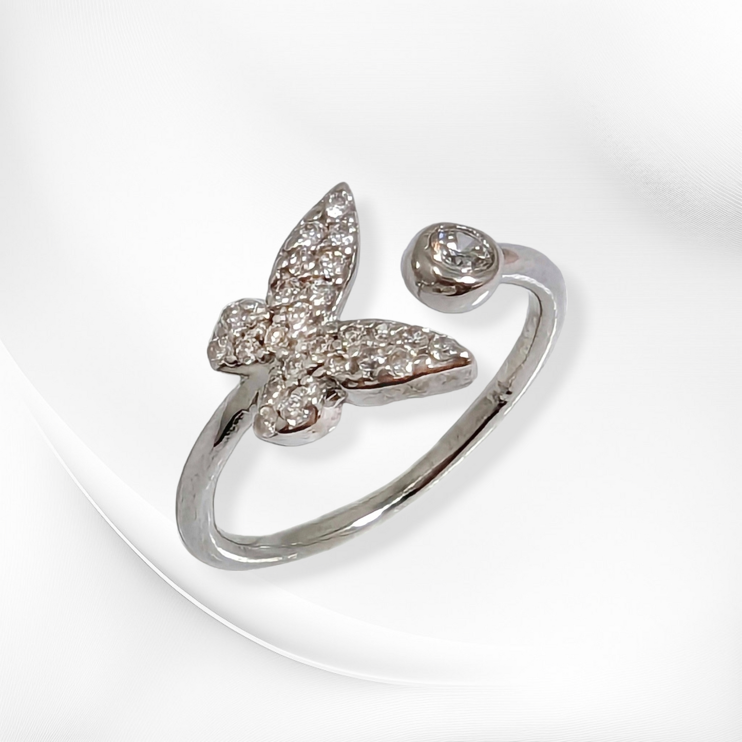 925 Sterling Silver Women's Ring with Cubic Zirconia Crystals