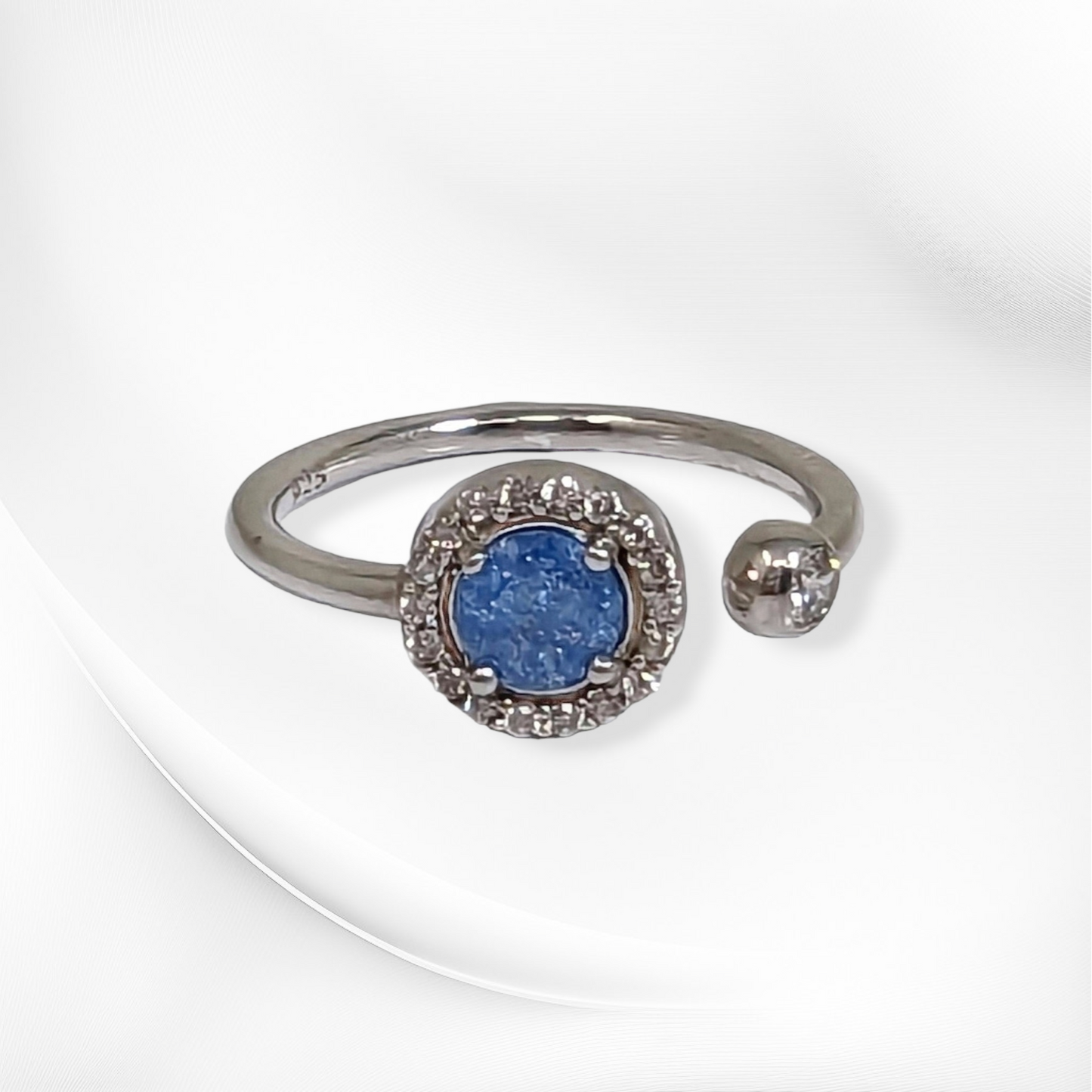 925 Sterling Silver Women's Ring with Cubic Zirconia Crystals