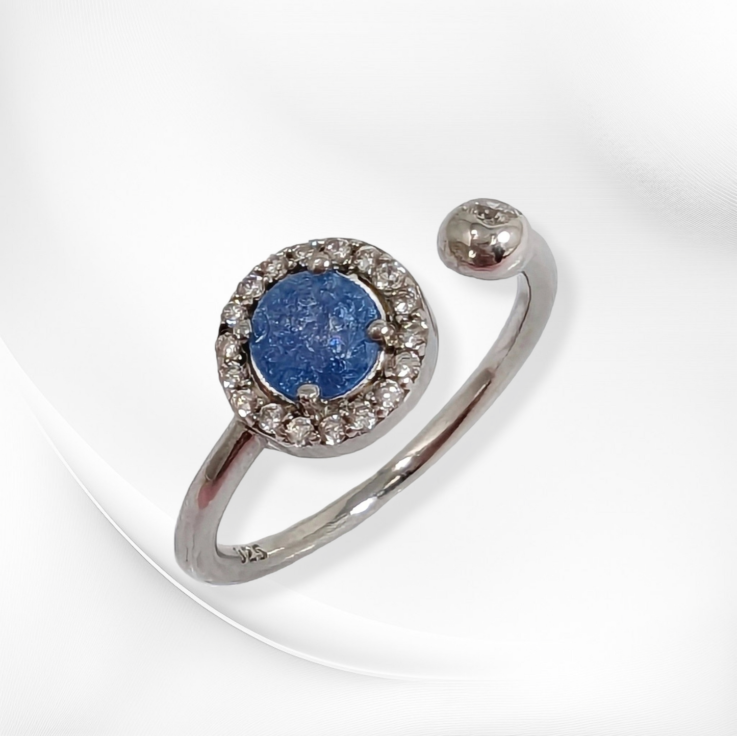 925 Sterling Silver Women's Ring with Cubic Zirconia Crystals