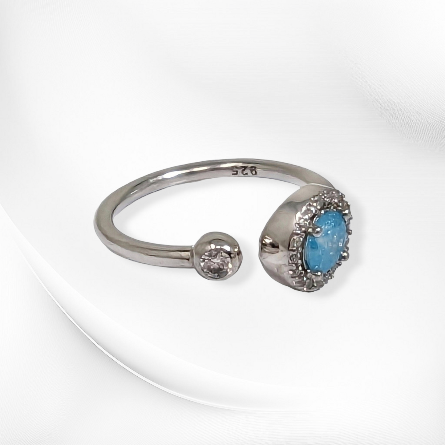 925 Sterling Silver Women's Ring with Cubic Zirconia Crystals