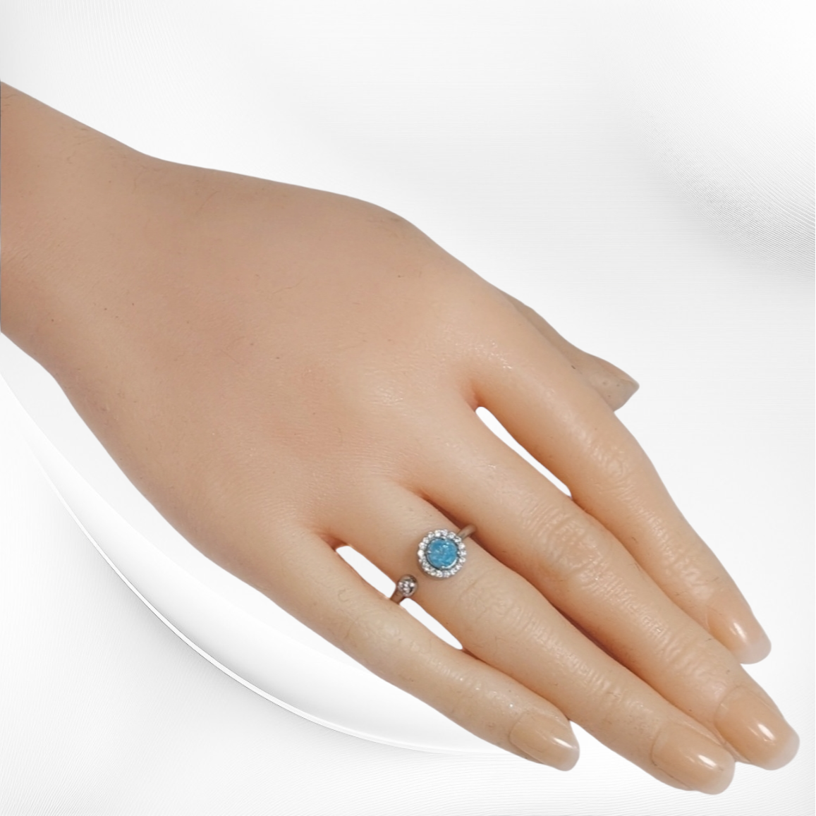 925 Sterling Silver Women's Ring with Cubic Zirconia Crystals