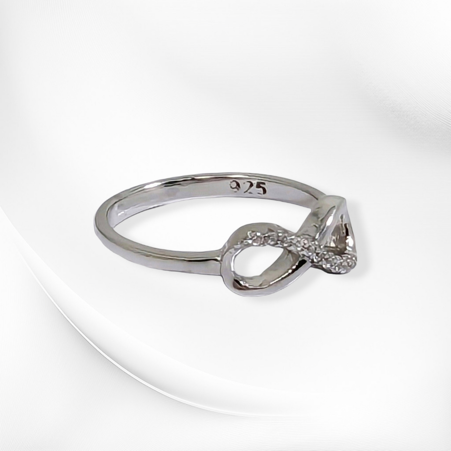 925 Sterling Silver Women's Ring with Cubic Zirconia Crystals *Infinity Silver Ring