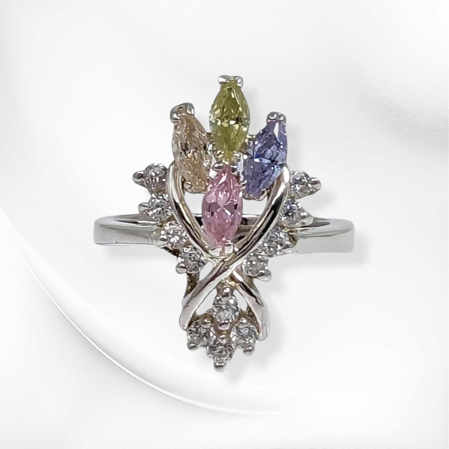 925 Sterling Silver Women's Ring with Cubic Zirconia Crystals