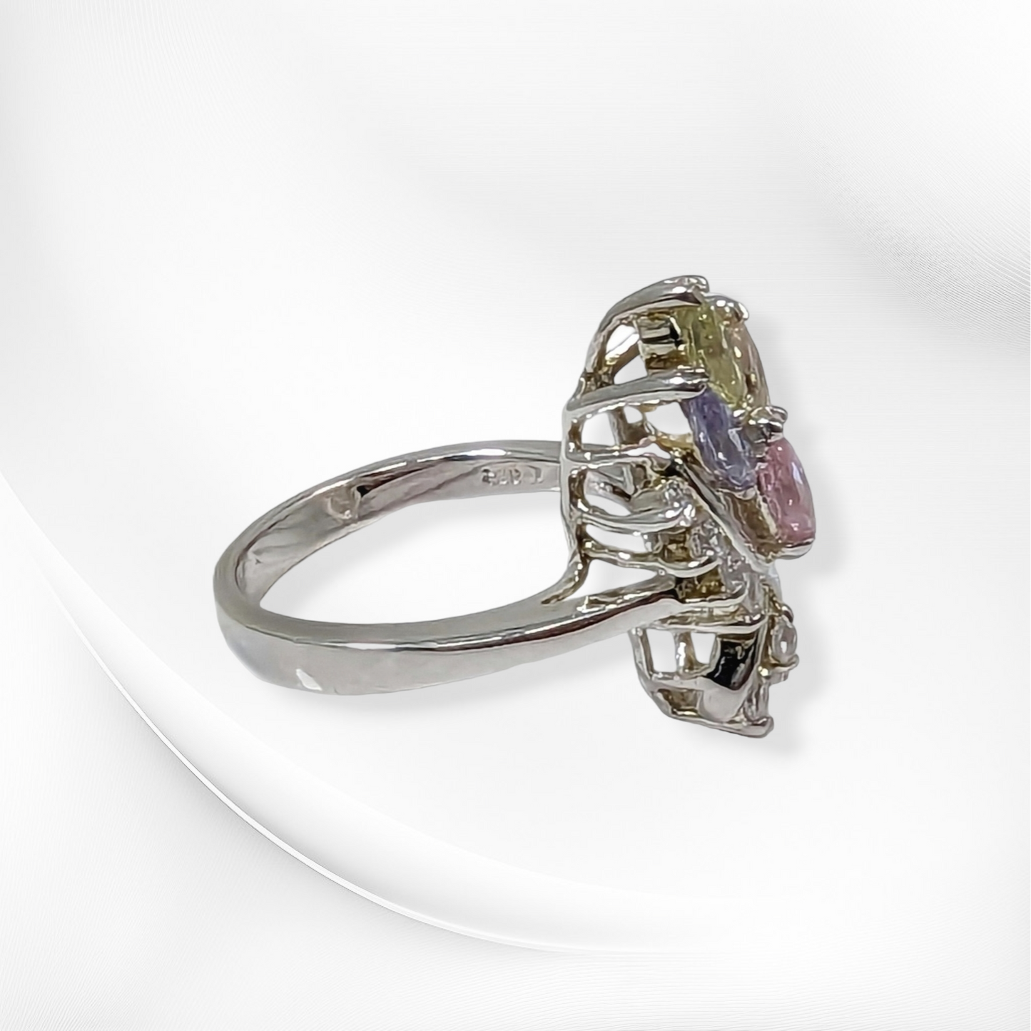 925 Sterling Silver Women's Ring with Cubic Zirconia Crystals