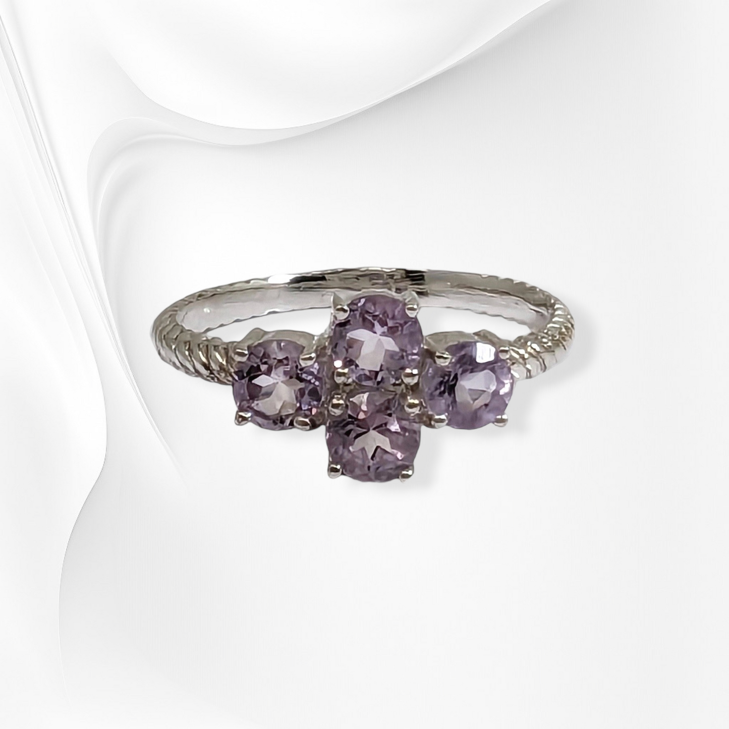 925 Sterling Silver Women's Ring with Authentic Amethyst Gemstones