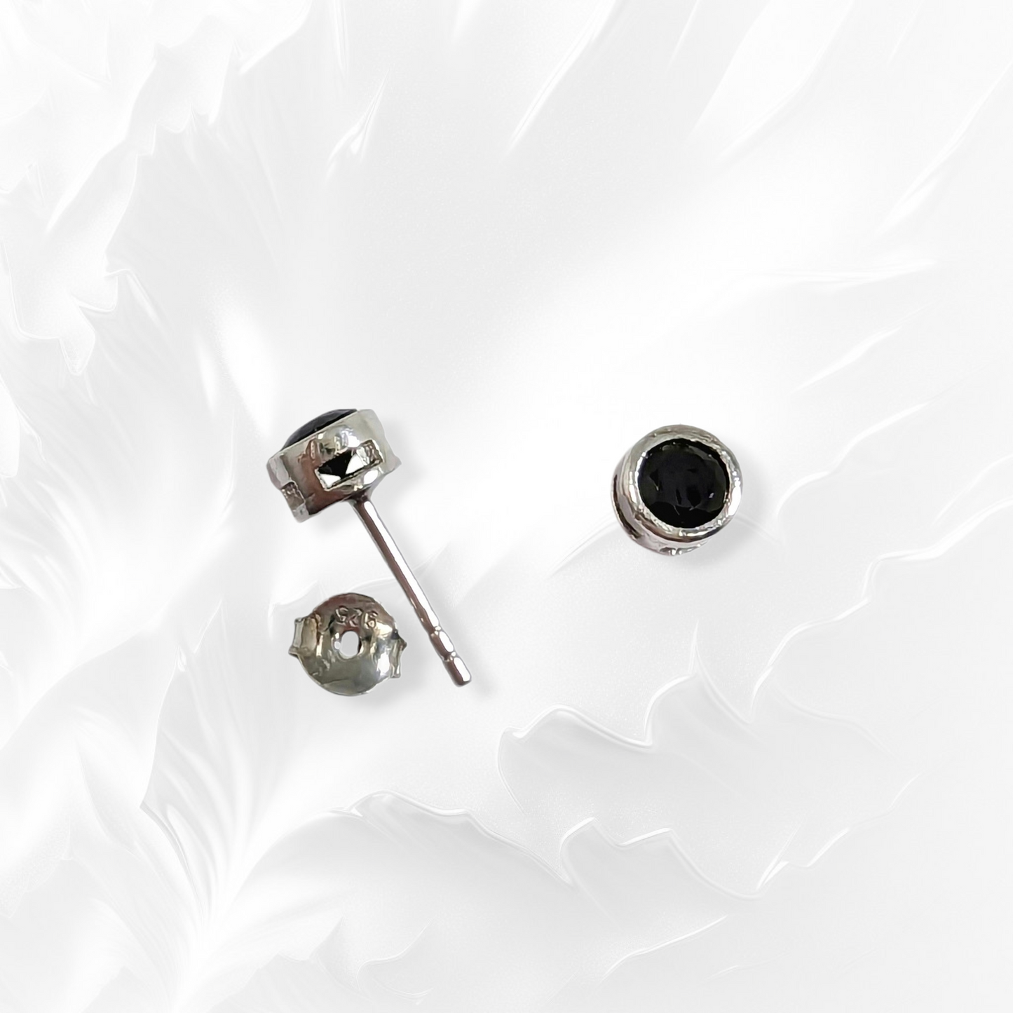 925 Sterling Silver Stud Earrings with Black Cubic Zirconia Crystals