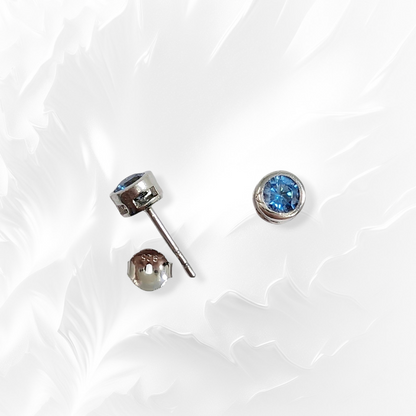 925 Sterling Silver Stud Earrings with Aquamarine Cubic Zirconia Crystals