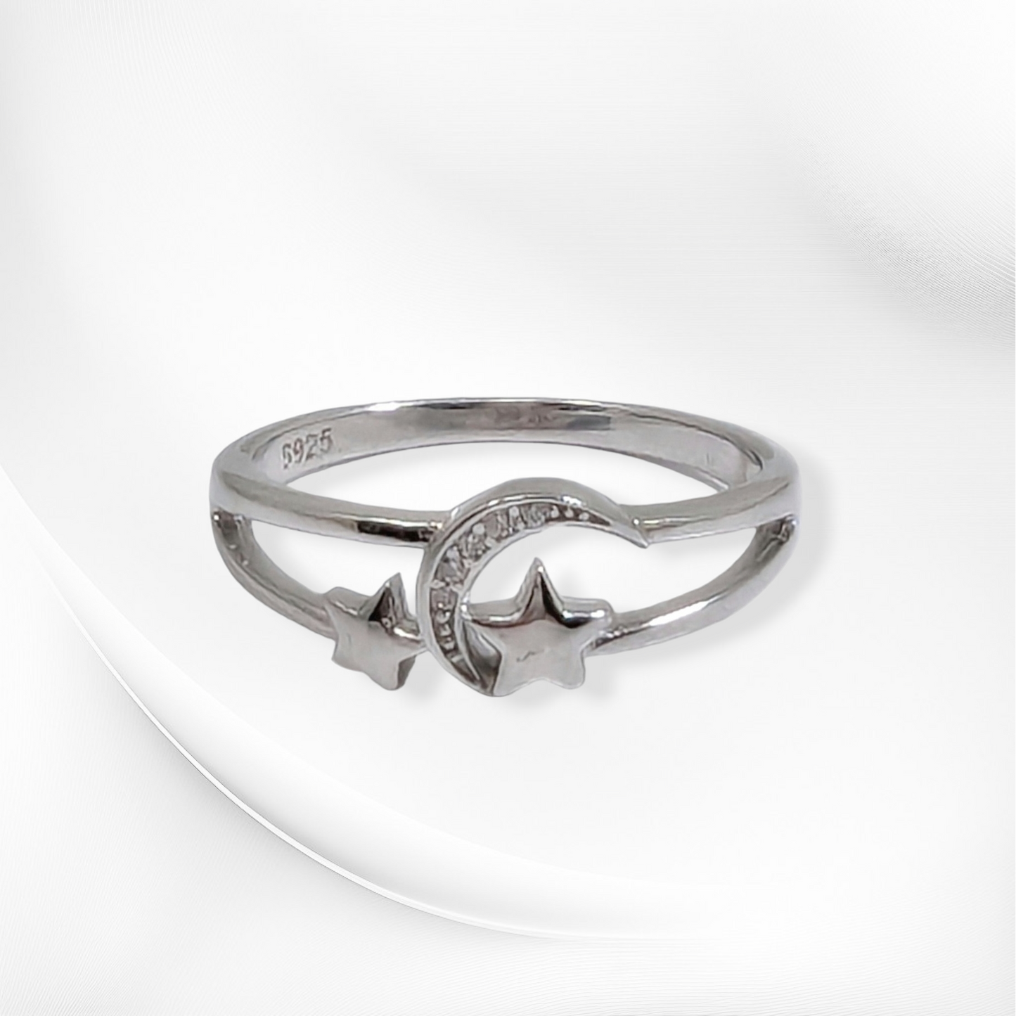 925 Sterling Silver Women's Ring with Cubic Zirconia Crystals *Moonstar Silver Ring