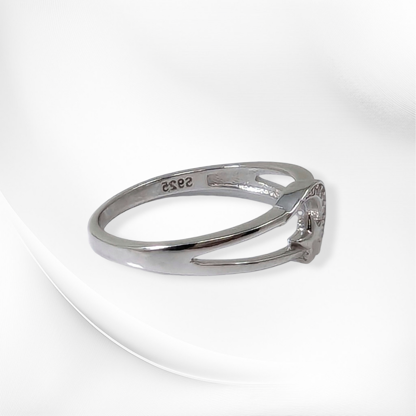 925 Sterling Silver Women's Ring with Cubic Zirconia Crystals *Moonstar Silver Ring