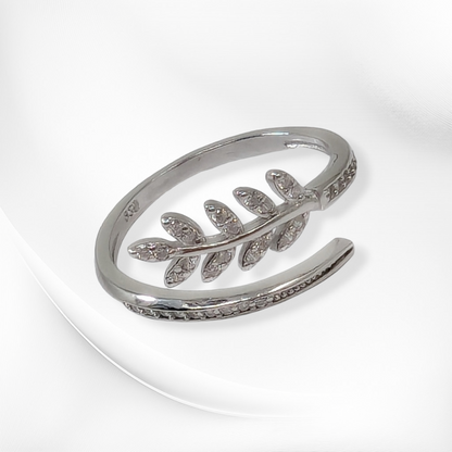 925 Sterling Silver Women's Ring with Cubic Zirconia Crystals