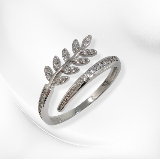 925 Sterling Silver Women's Ring with Cubic Zirconia Crystals