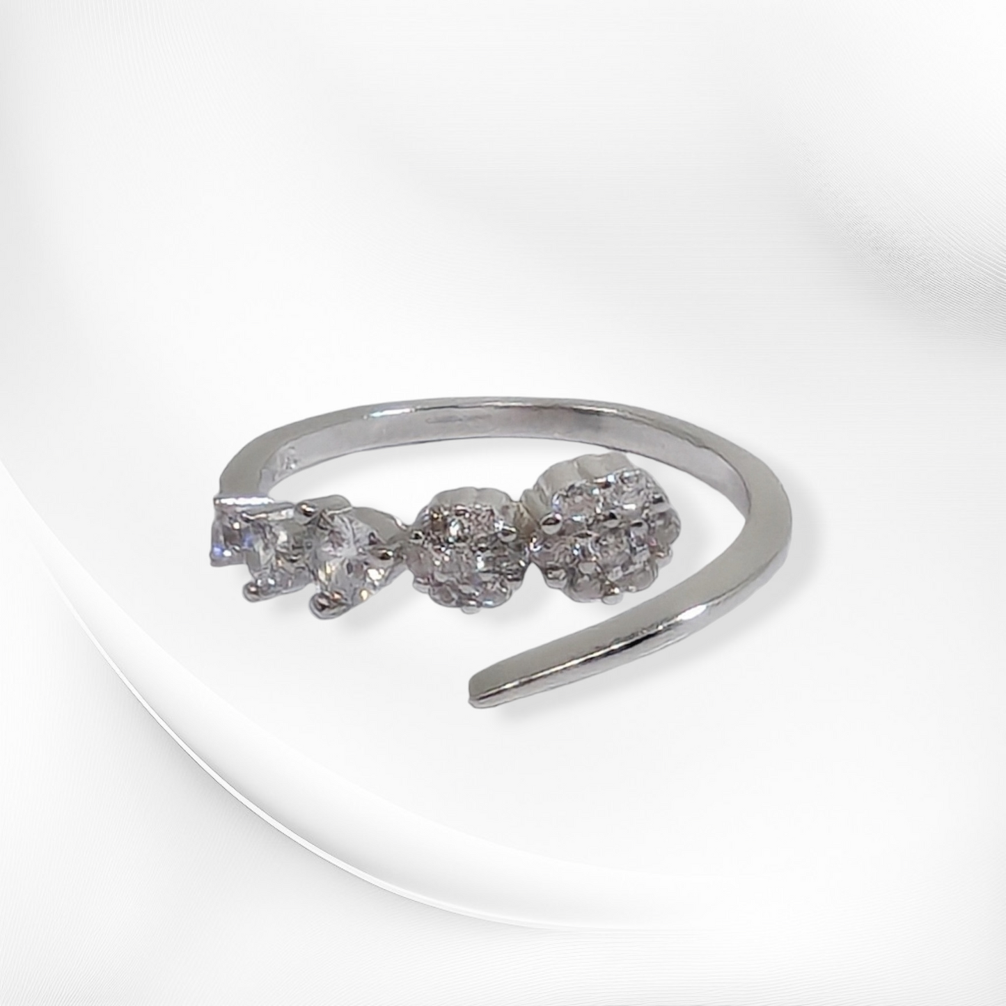 925 Sterling Silver Women's Ring with Cubic Zirconia Crystals