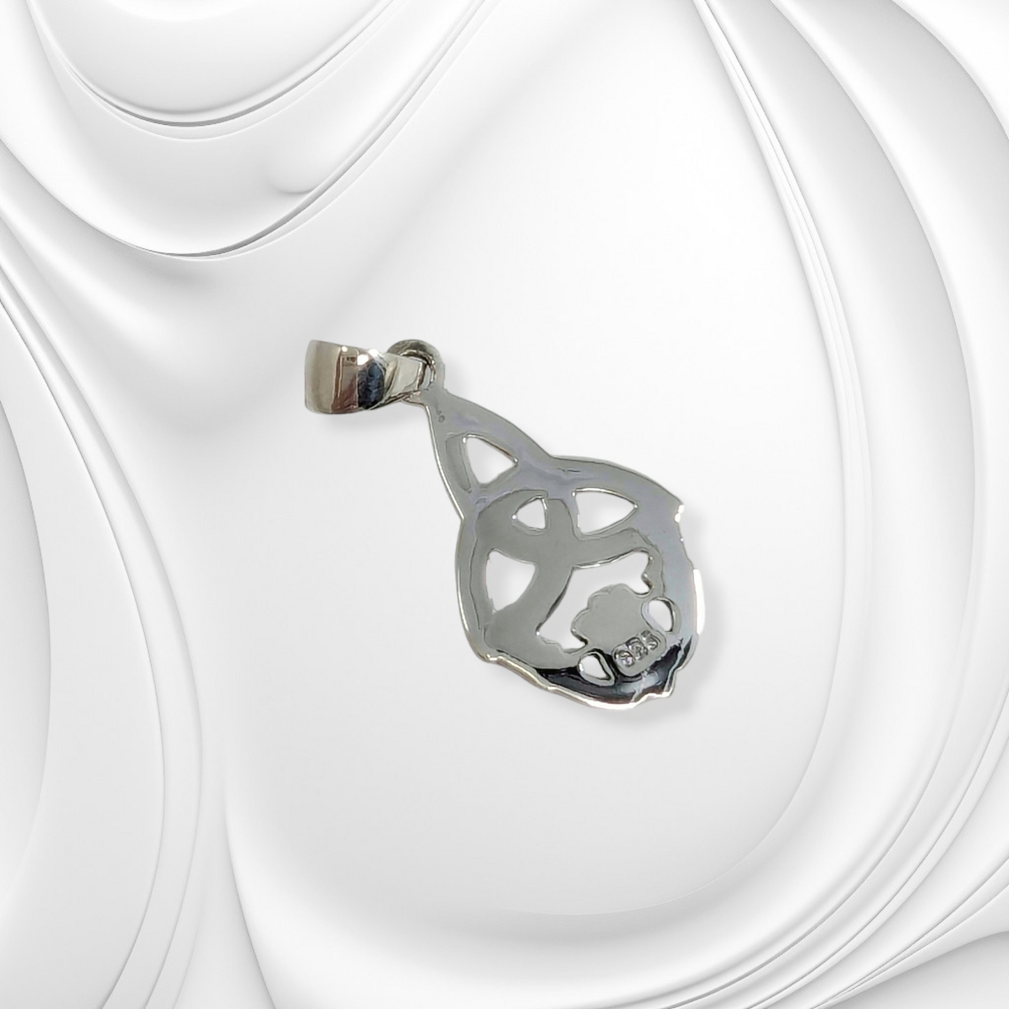 925 Sterling Silver Celtic Trinity Claddagh Women's Pendant