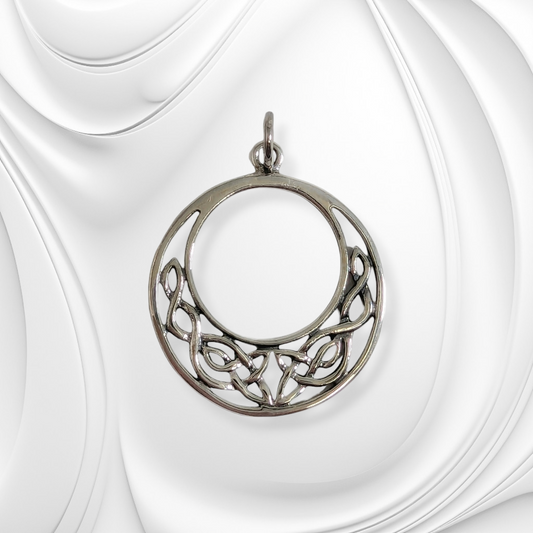 925 Sterling Silver Celtic Knot Women's Pendant