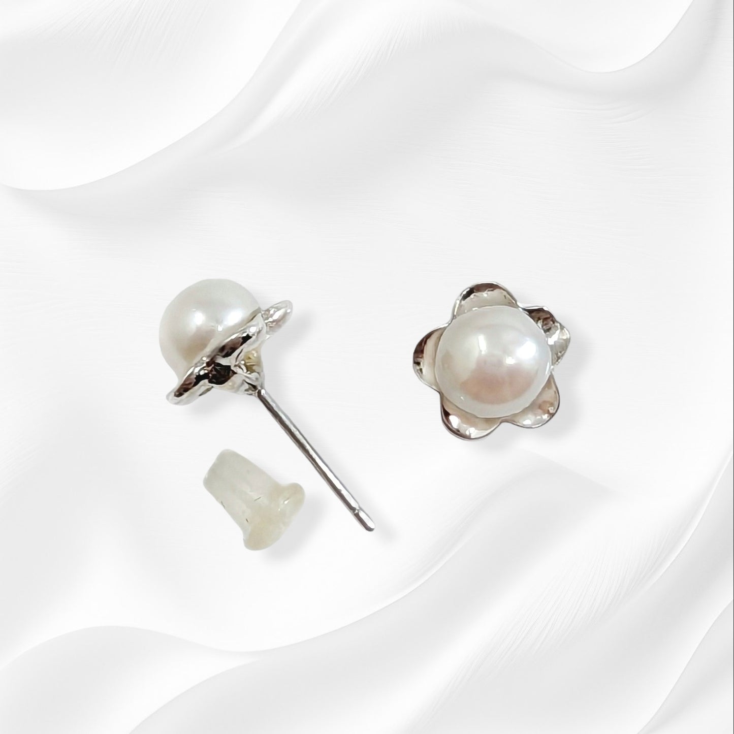 925 Sterling Silver Stud Earrings with Authentic Freshwater Pearls