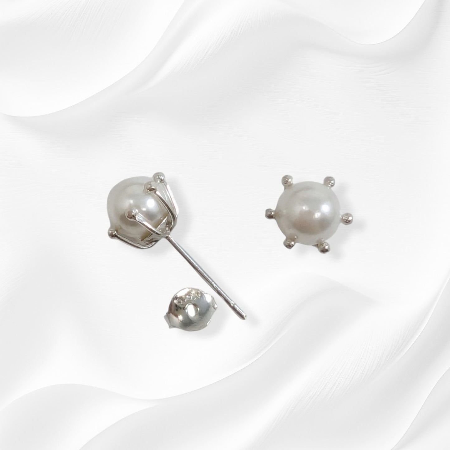 925 Sterling Silver Stud Earrings with Authentic Freshwater Pearls