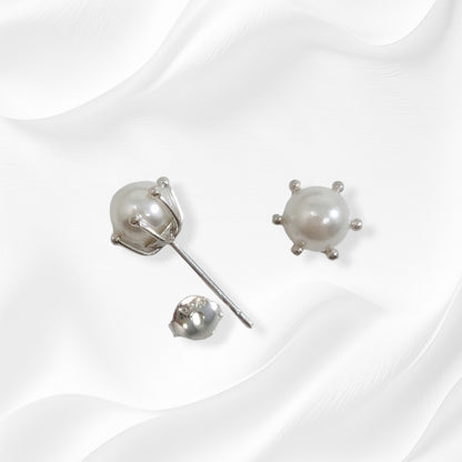 925 Sterling Silver Stud Earrings with Authentic Freshwater Pearls
