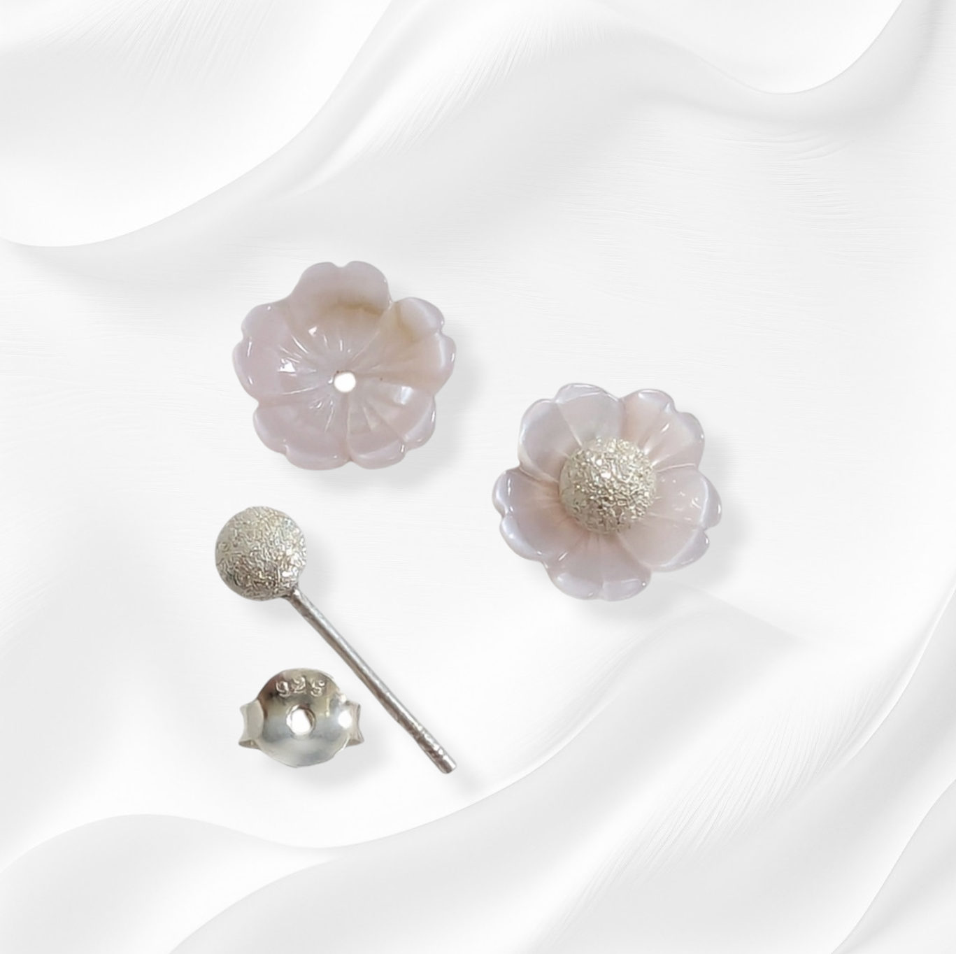 925 Sterling Silver Stud Earrings with Authentic Mother of Pearls