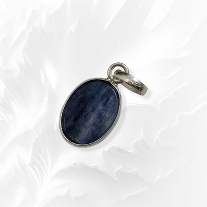 925 Sterling Silver Women Pendant With Authentic Kyanite Gemstone