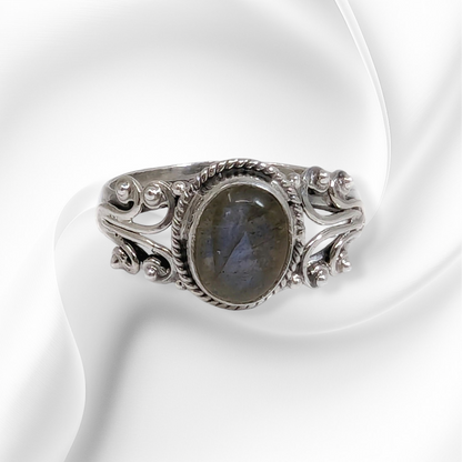 925 Sterling Silver Women's Ring with Authentic Labradorite Gemstone
