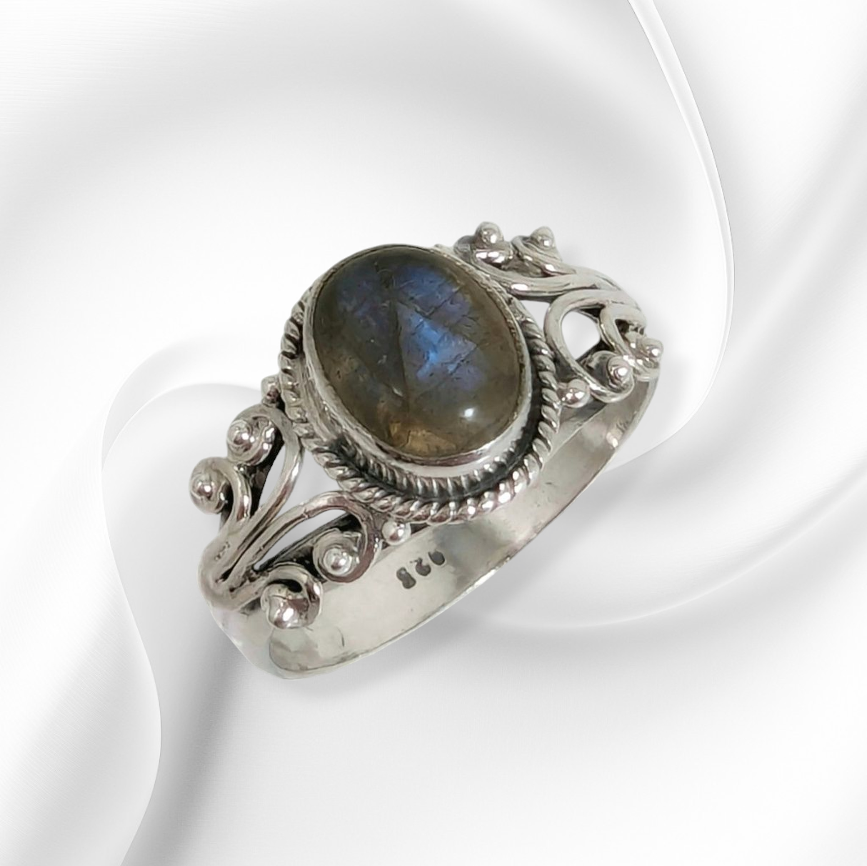 925 Sterling Silver Women's Ring with Authentic Labradorite Gemstone