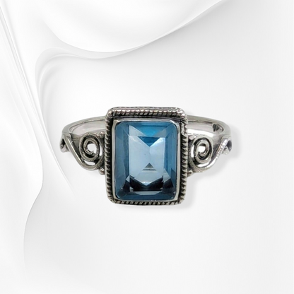 925 Sterling Silver Women's Ring With Authentic Blue Topaz