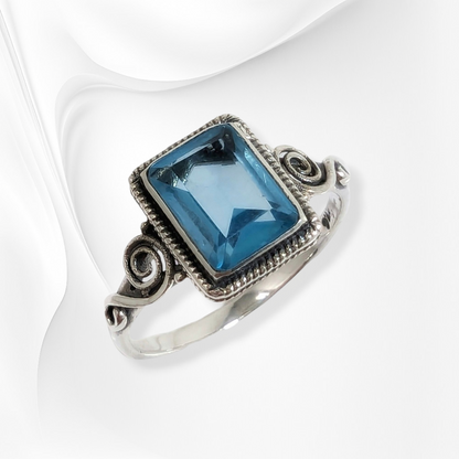 925 Sterling Silver Women's Ring With Authentic Blue Topaz