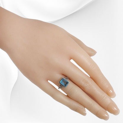 925 Sterling Silver Women's Ring With Authentic Blue Topaz