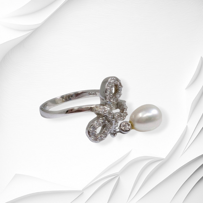 925 Sterling Silver Women's Ring with Authentic Freshwater Pearl and Cubic Zirconia Crystals