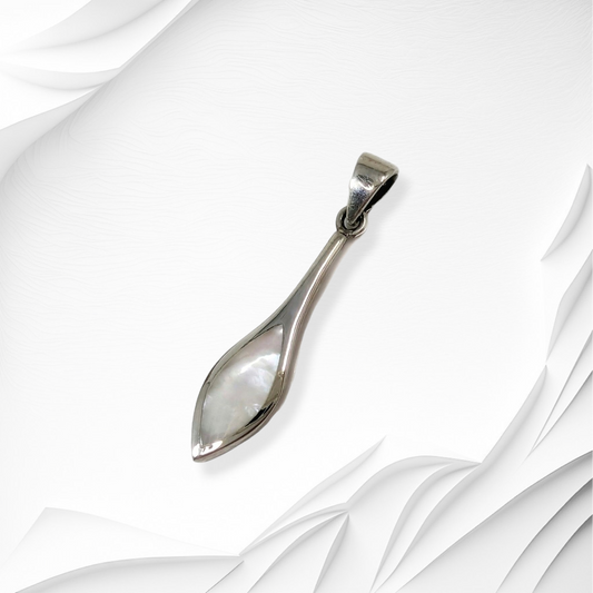 925 Sterling Silver Women Pendant With Authentic Mother of Pearl