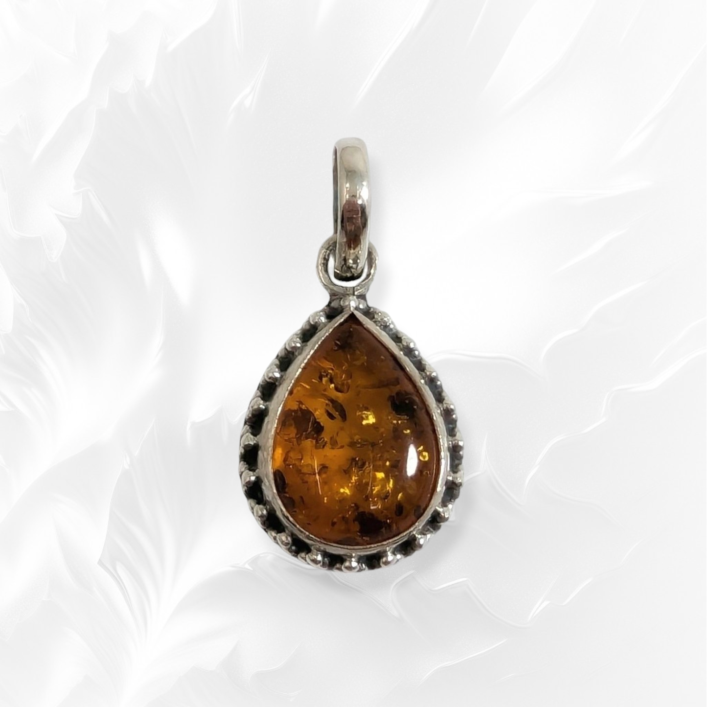 925 Sterling Silver Women Pendant With Natural Amber