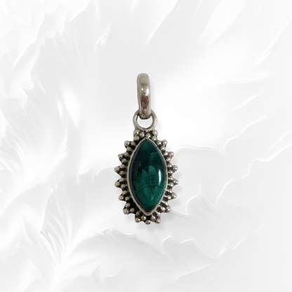 925 Sterling Silver Pendant With Authentic Malachite Gemstone