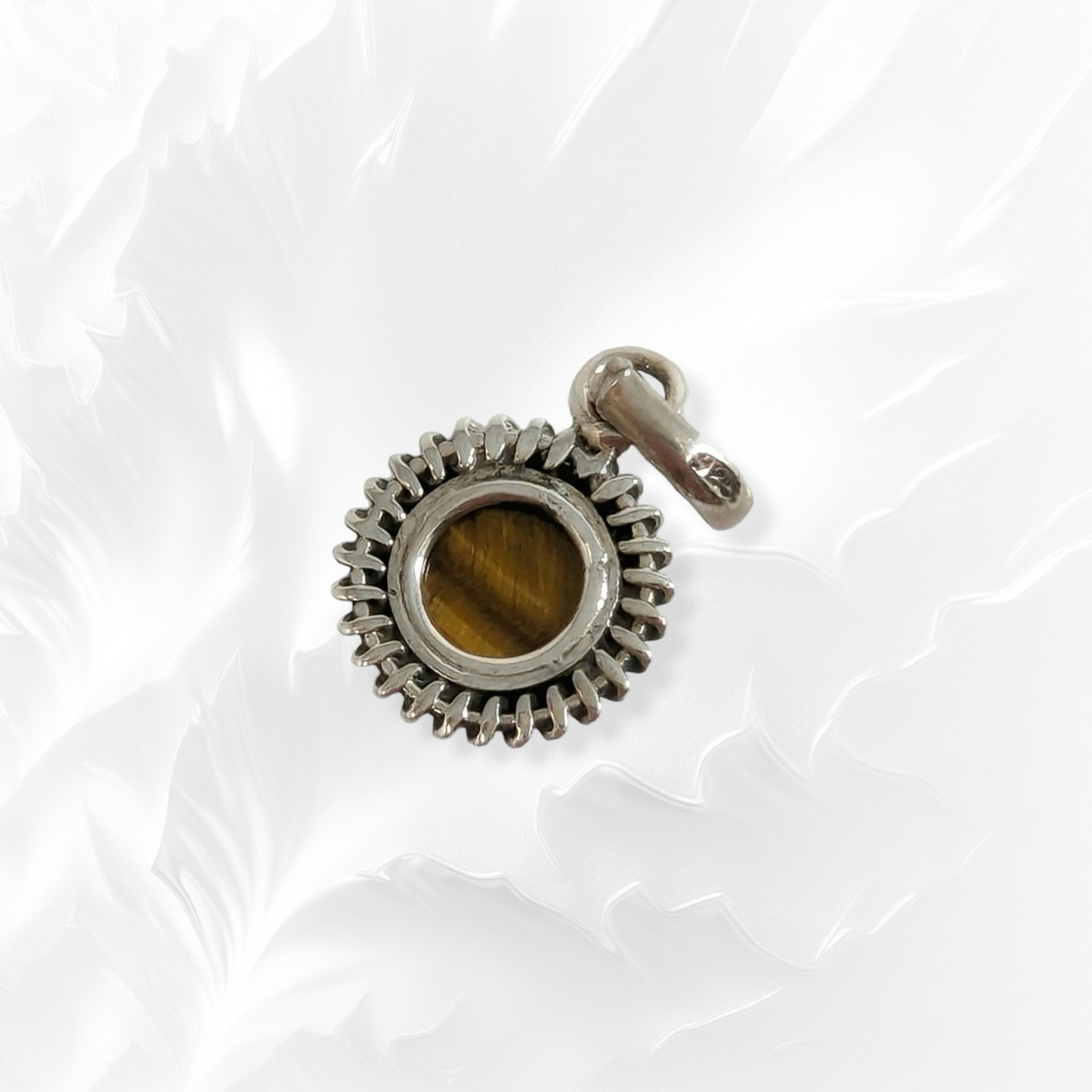 925 Sterling Silver Women Pendant With Authentic Tiger's Eye Gemstone