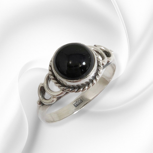 925 Sterling Silver Women's Ring with Authentic Black Onyx Gemstone
