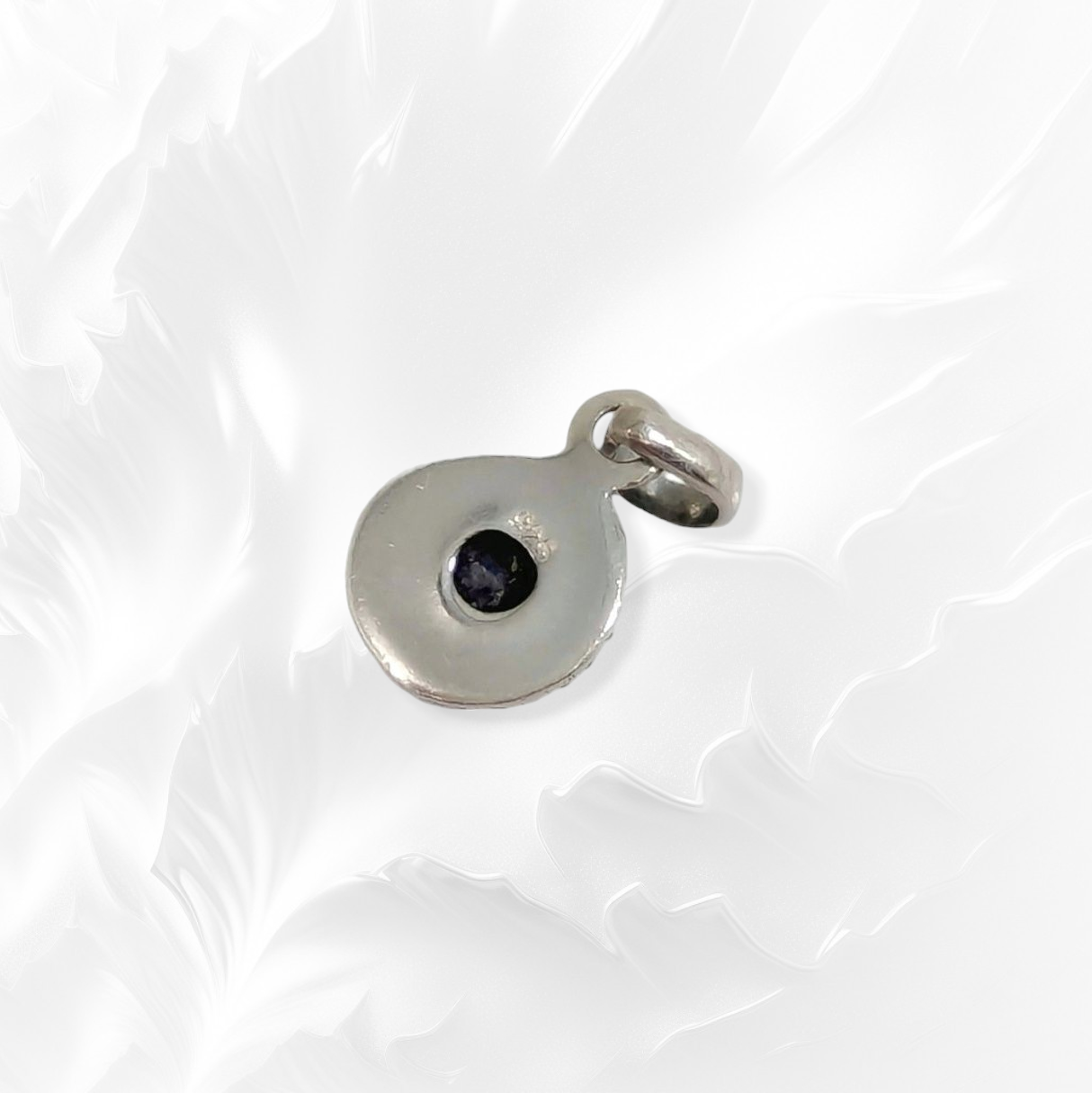 925 Sterling Silver Women Pendant With Authentic Labradorite Gemstone