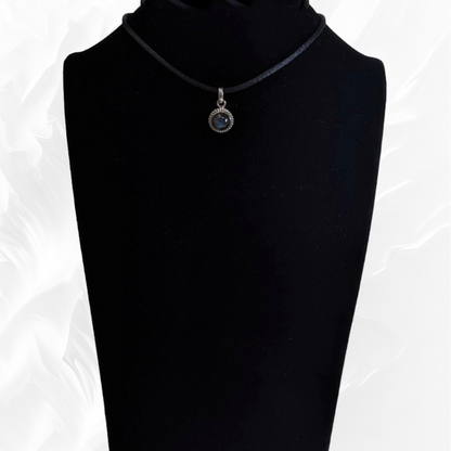 925 Sterling Silver Women Pendant With Authentic Labradorite Gemstone