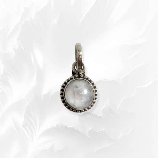 925 Sterling Silver Women Pendant With Authentic Rainbow Moonstone